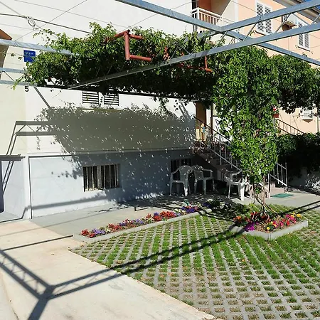 Apartment Venci *