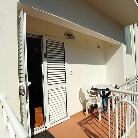 Venci Apartment *